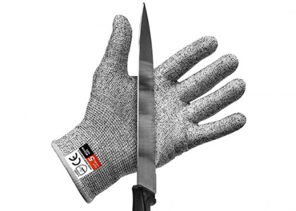 Cut Resistant Gloves: Benefits and Limitations
