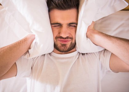 Ear Muffs vs. Earplugs for Sleeping: Which is Better?