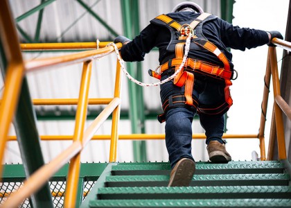 What is A Personal Fall Arrest System