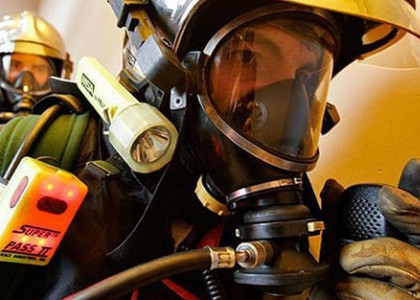 What Type of Respirator Provides Firefighters With the Best Protection?
