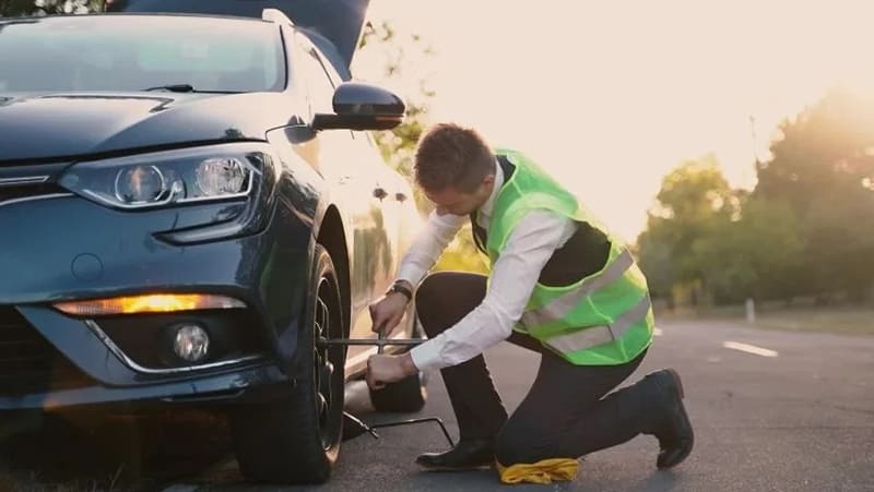 Is a Reflective Vest Considered Personal Protective Equipment (PPE)?