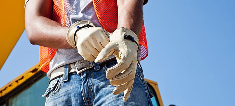 Prevent Hand Injuries at Work by Wearing the Right Gloves