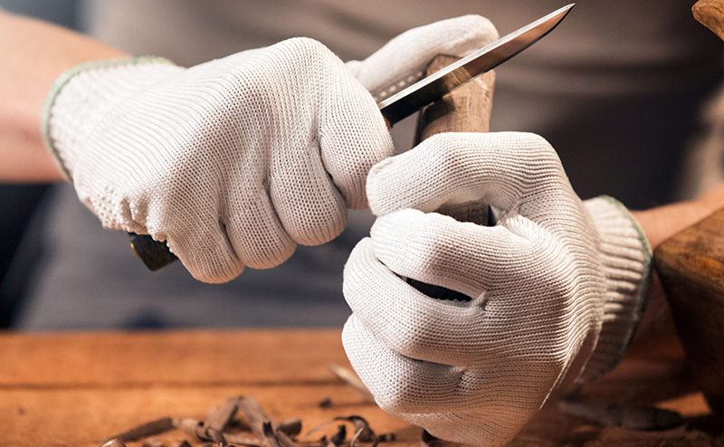 Why Welders Need Cut-Resistant Gloves