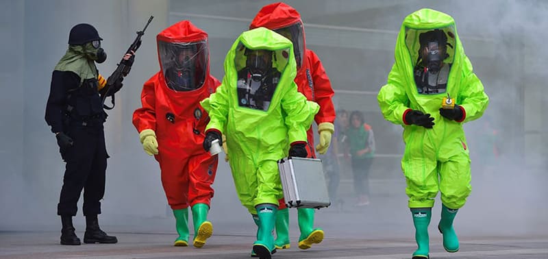How to Select the Right Chemical Protective Clothing?