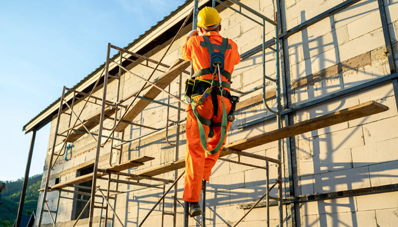 5 Dangerous Misconceptions About Fall Protection